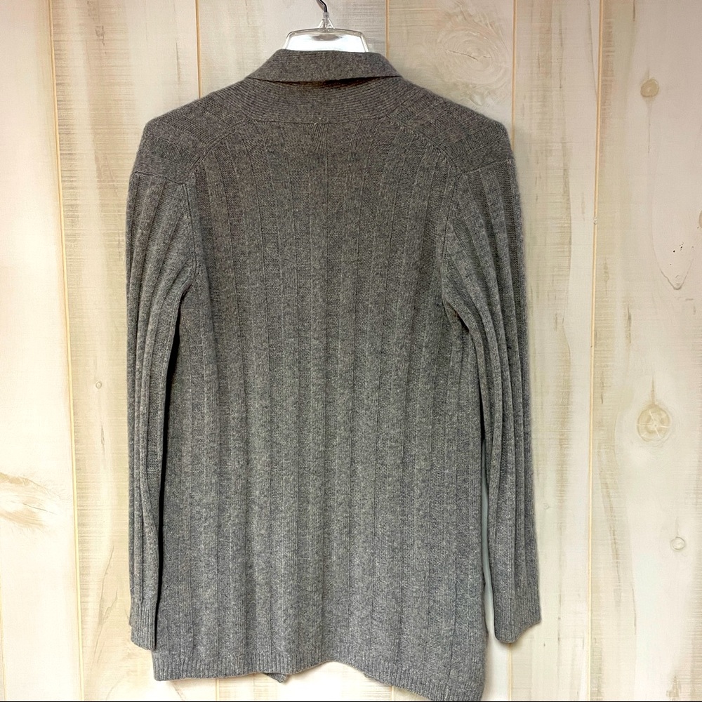 Vintage 100% Cashmere Cardigan Sweater Coronia Gray Sz S Ribbed Pockets - Picture 2 of 4